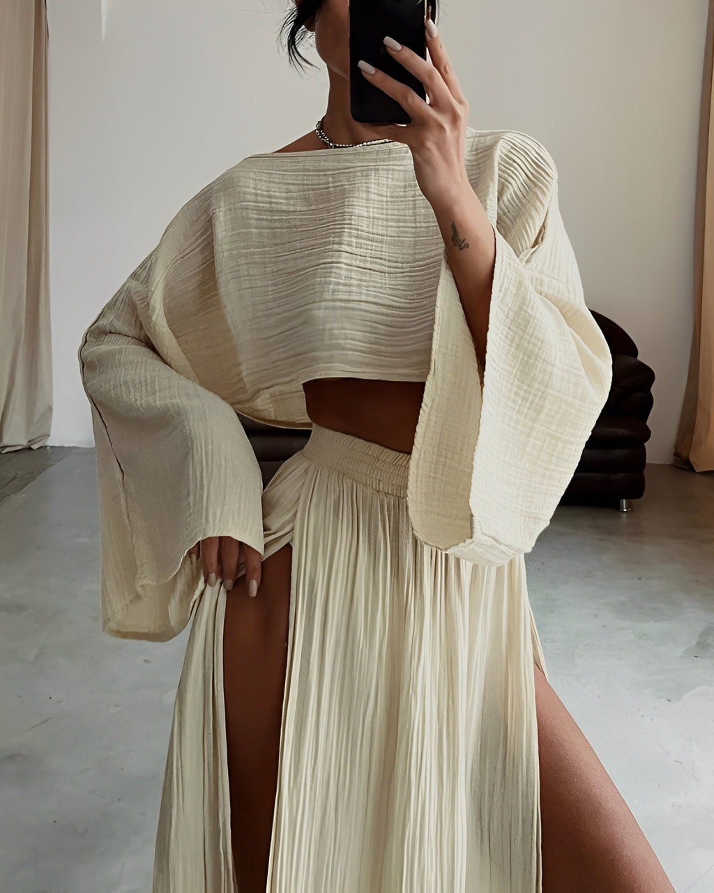 Sara | Chic Slit linen two-piece set
