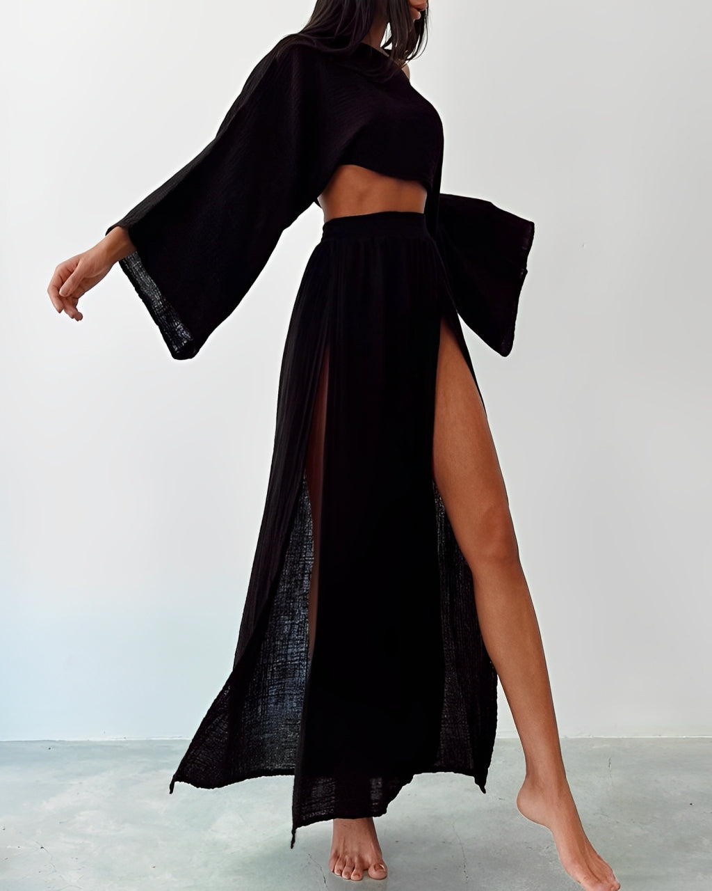 Sara | Chic Slit linen two-piece set